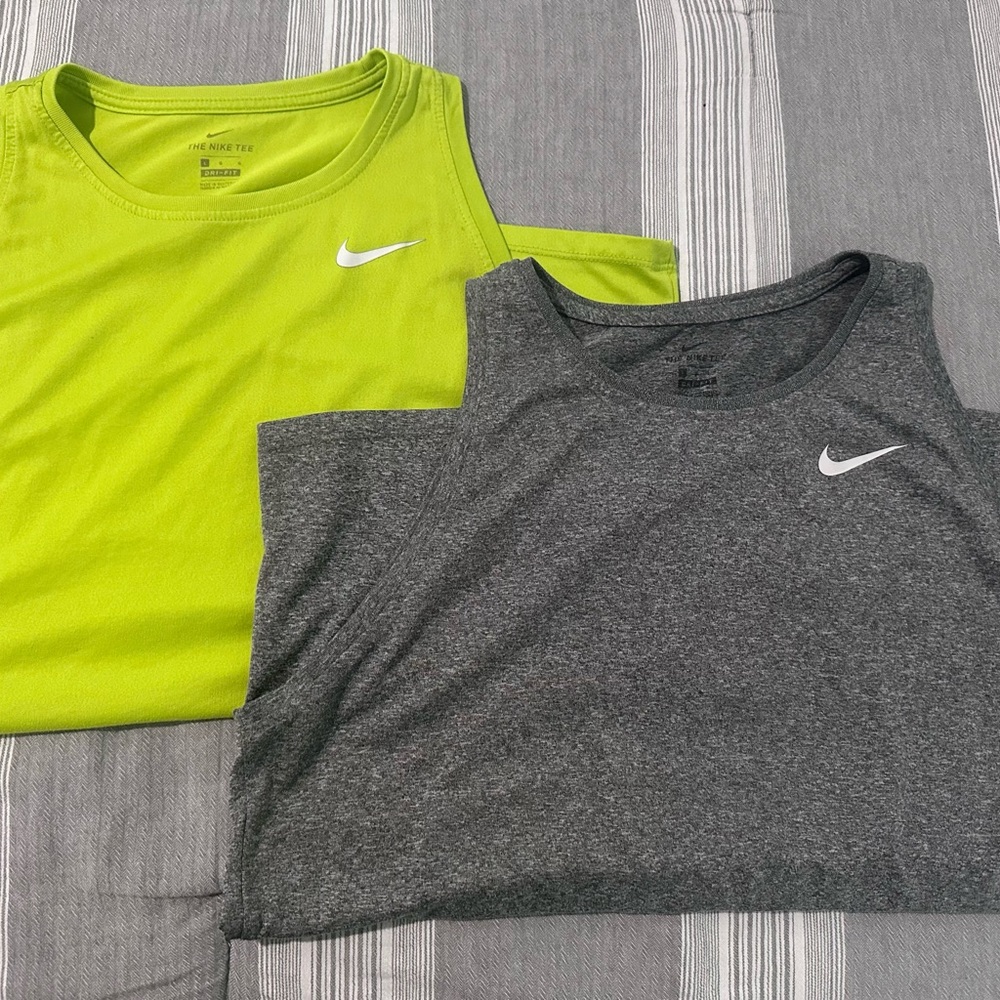 Nike Women's Neon Green and Gray Tank Tops